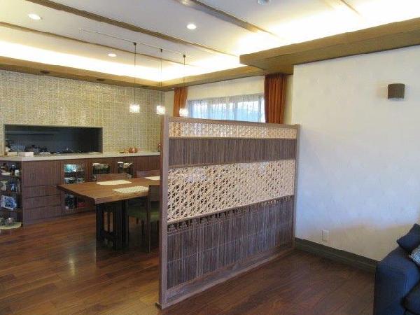 和モダンのインテリアコーディネート